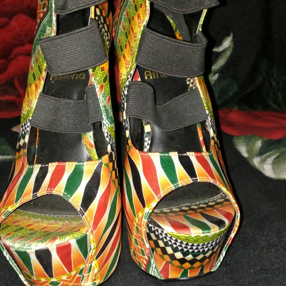 High heels - Picture 3 of 3